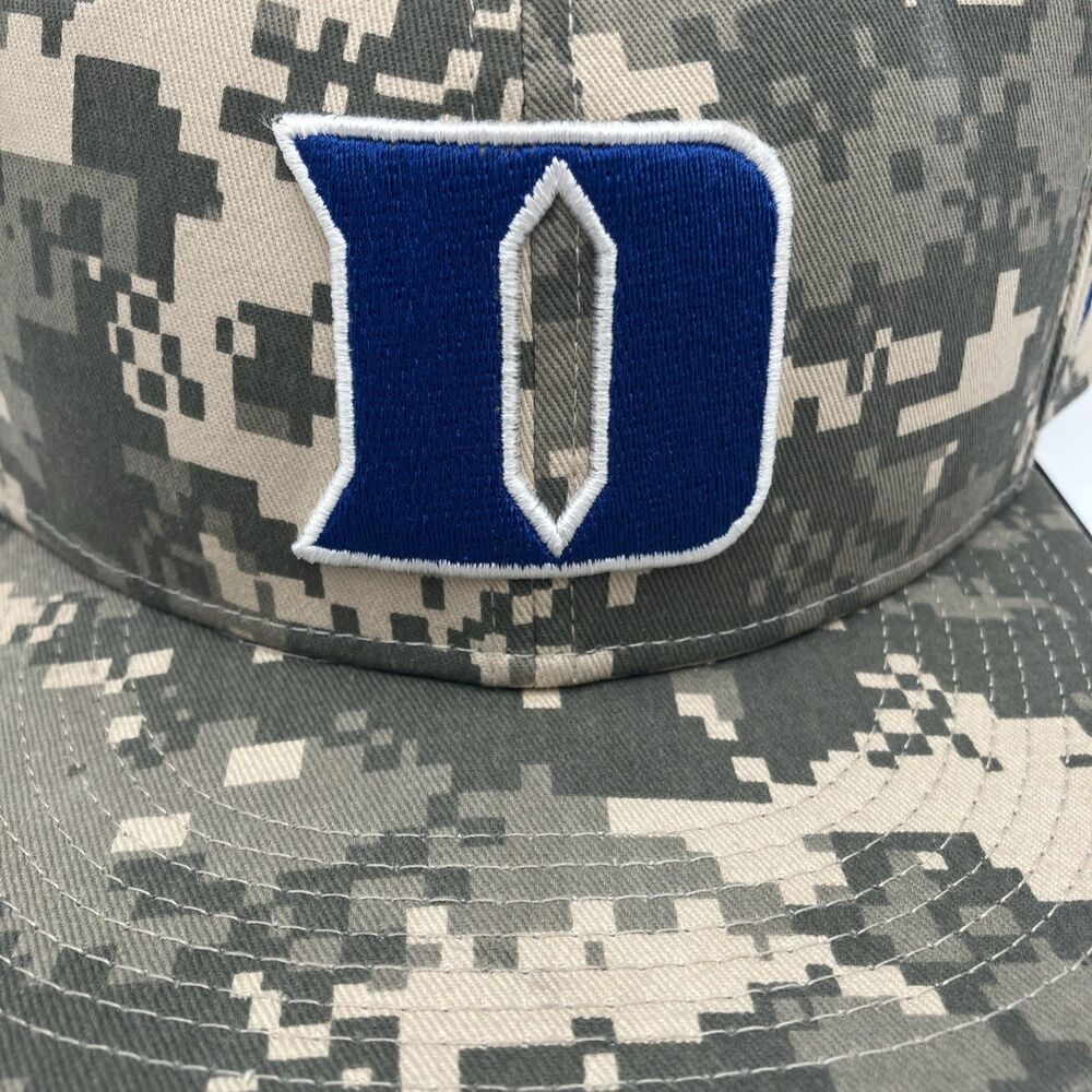 Nike Duke Blue Devils Camo Fitted Hat 7 5/8 Green Blue D NCAA Cotton Cap - Picture 3 of 12